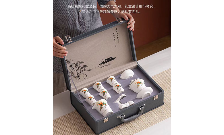 商务礼品定制：高档素烧羊脂玉瓷主人杯茶具